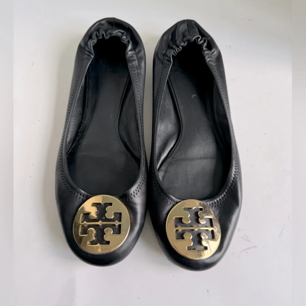 Tory Burch Black Minnie Reva leather Flats. Size 9